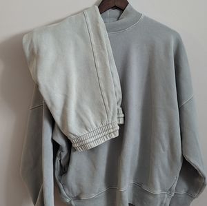 Aritzia TNA Sweatsuit